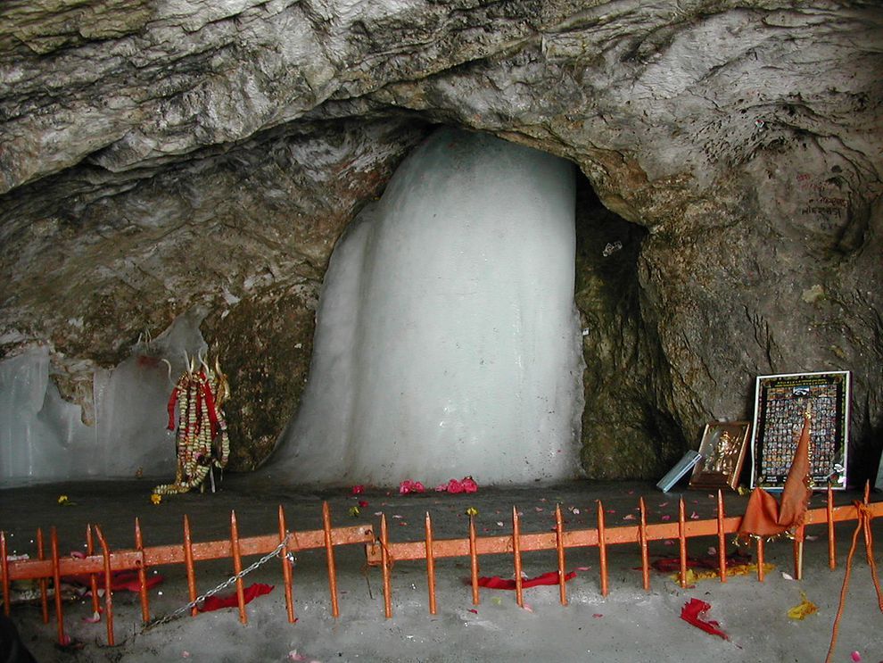 Amarnath Yatra — Lord Shiva's Cave Shrine