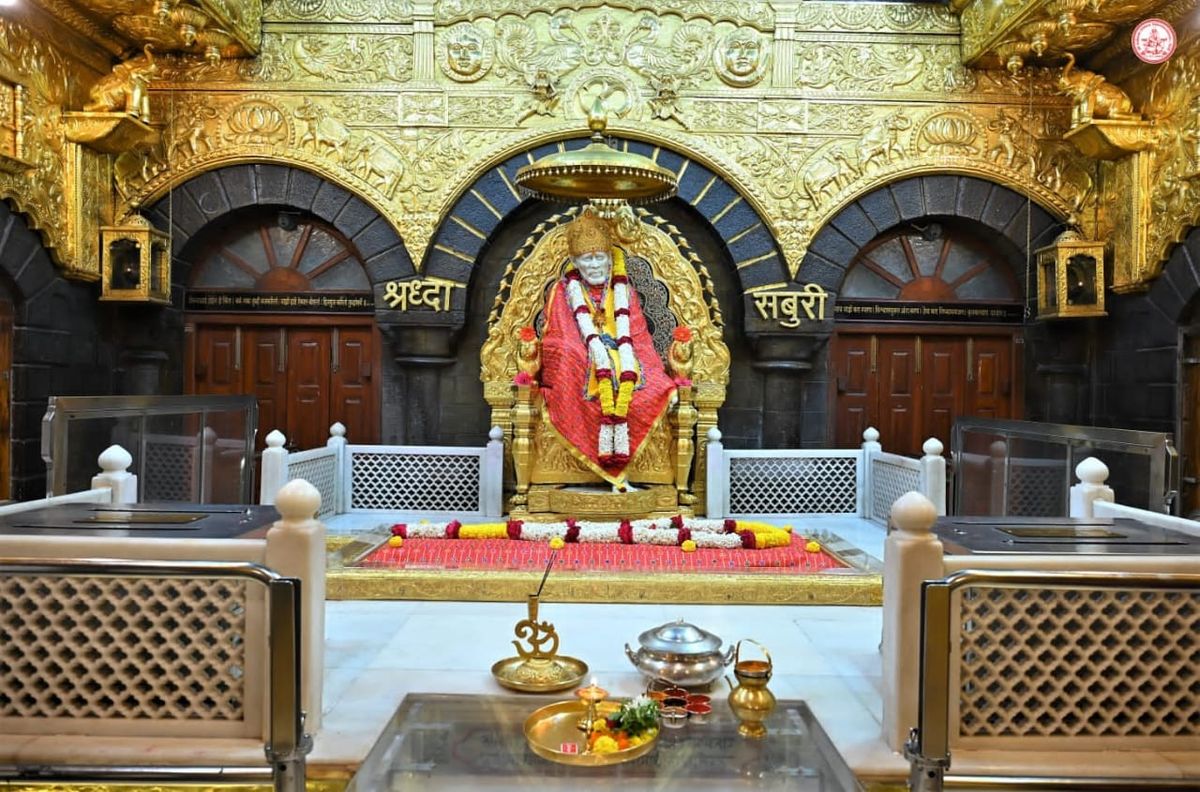 Shirdi Sai Yatra — Sai Baba's Shrine